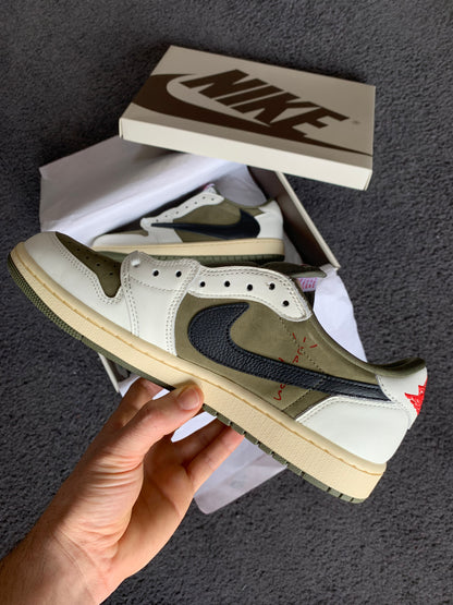 Travis Scott x Air Jordan 1 Retro Low OG SP 'Medium Olive'