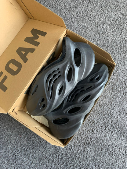 Adidas Yeezy Foam RNR Onyx