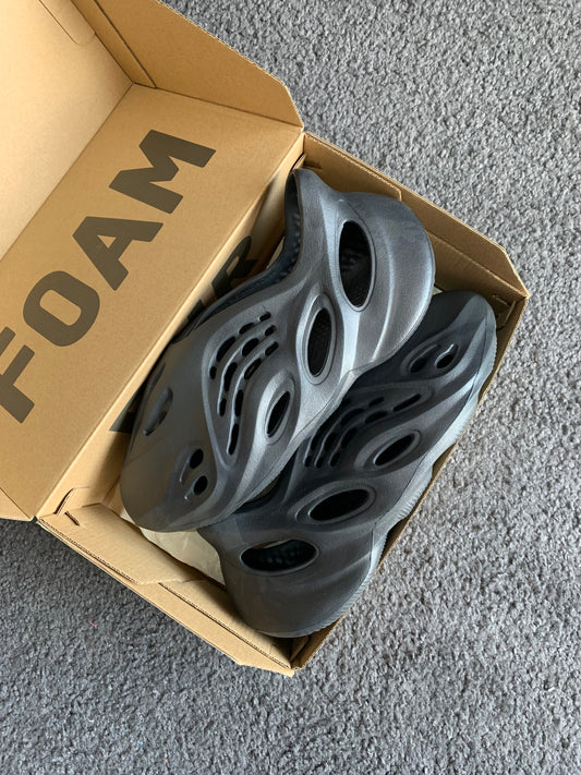 Adidas Yeezy Foam RNR Onyx